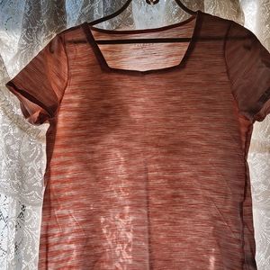 Womans short sleeve t shirt Size medium